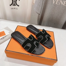 Hermes Slippers